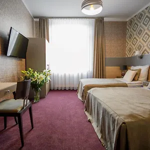 hotellátogatás